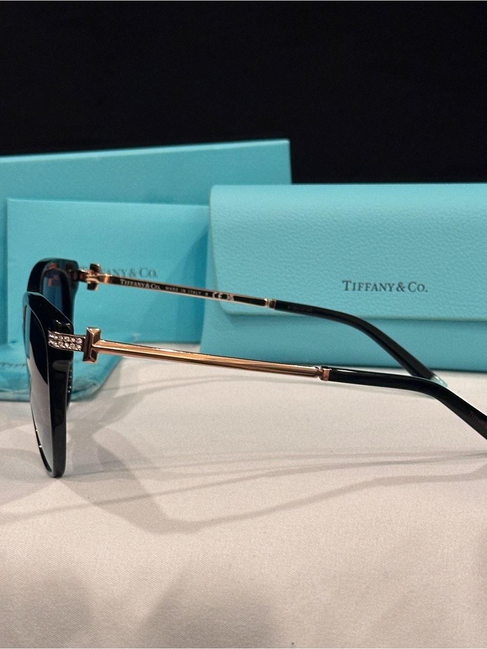 Tiffany & Co. Women's Blue Gradient Oversized Sunglasses - Picture 4 of 7